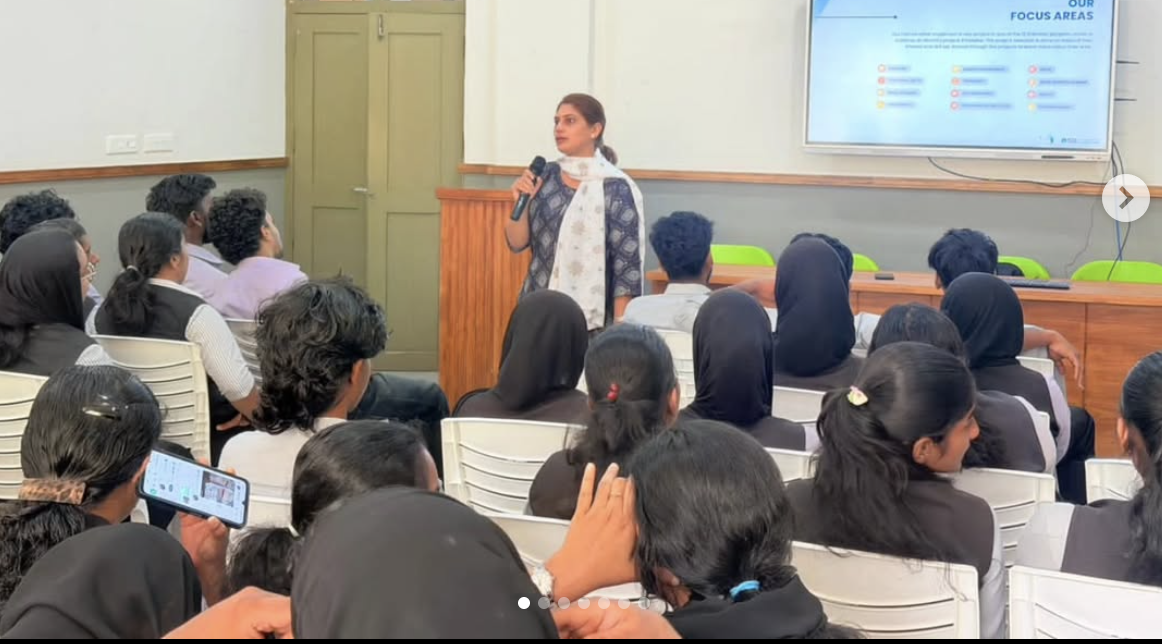 52 students of Ideal Arts and Science College, Cherpulassery were introduced to the SBI Youth for India Fellowship and career opportunities in the social sector in collaboration with Platform Commons and SBI Foundation at Palakkad.