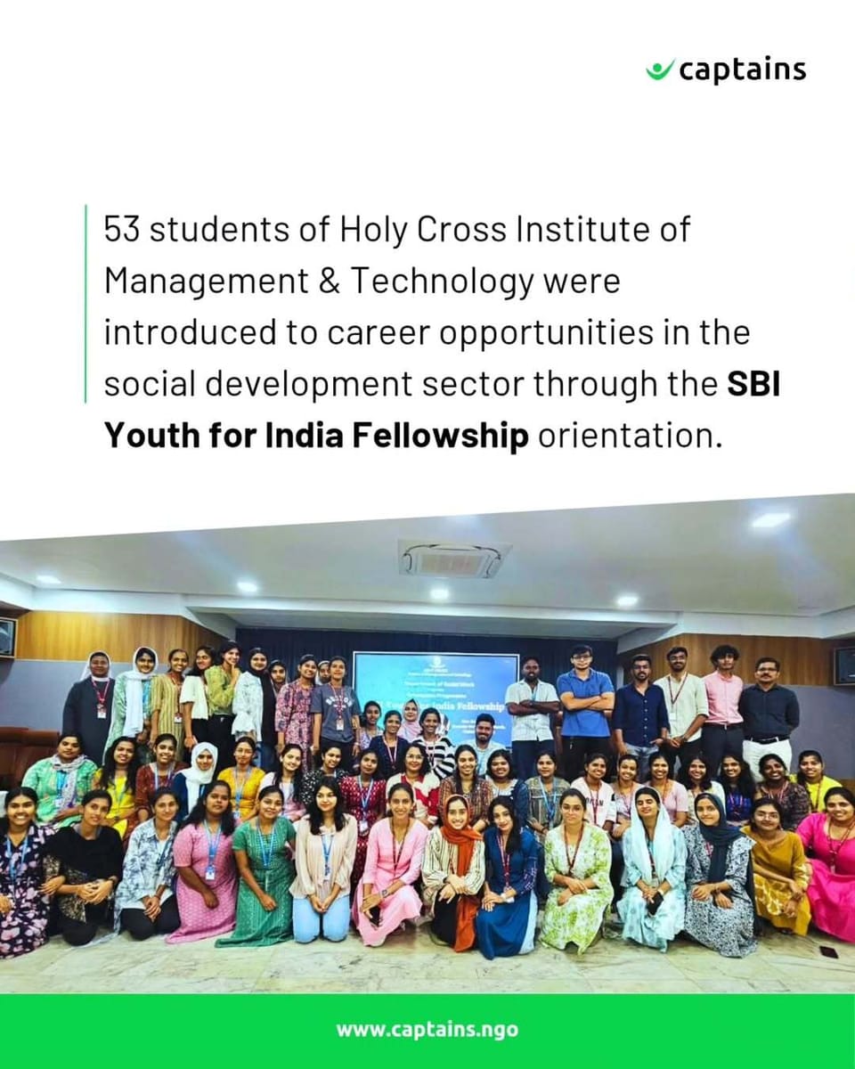 2 Volunteers took Sessions In Holy Cross Institute of Management and Technology, Kozhikode