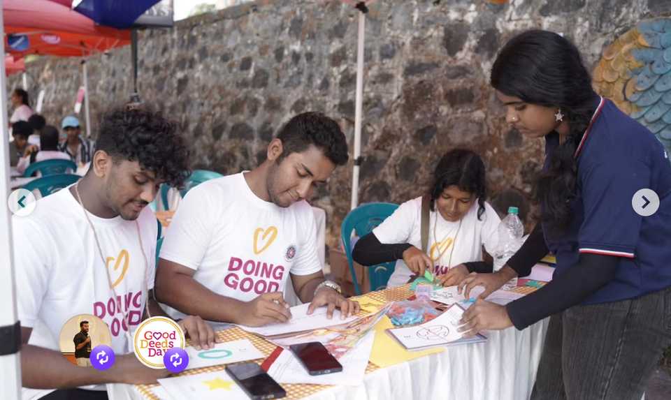 3,000+ volunteers engaged in diverse hands-on volunteering activities during the Beach Volunteering Festival under Trash Hunt 4.0, promoting community participation and collective action at the beach.